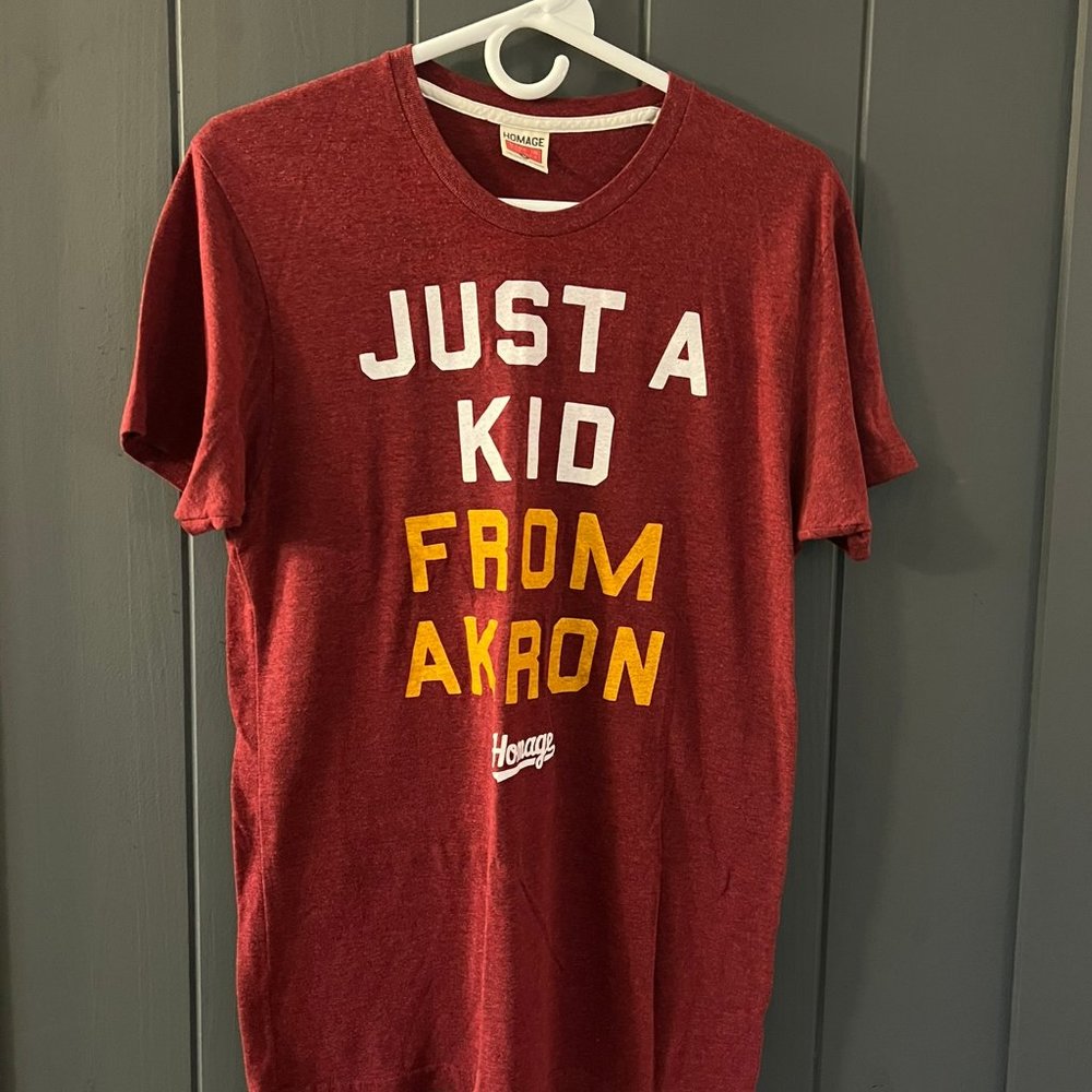 Homage Lebron James T-Shirt